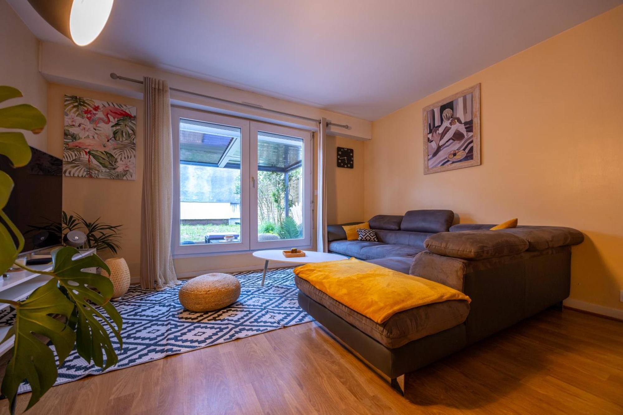 Le Coin Du Bonheur Apartment Нант Екстериор снимка