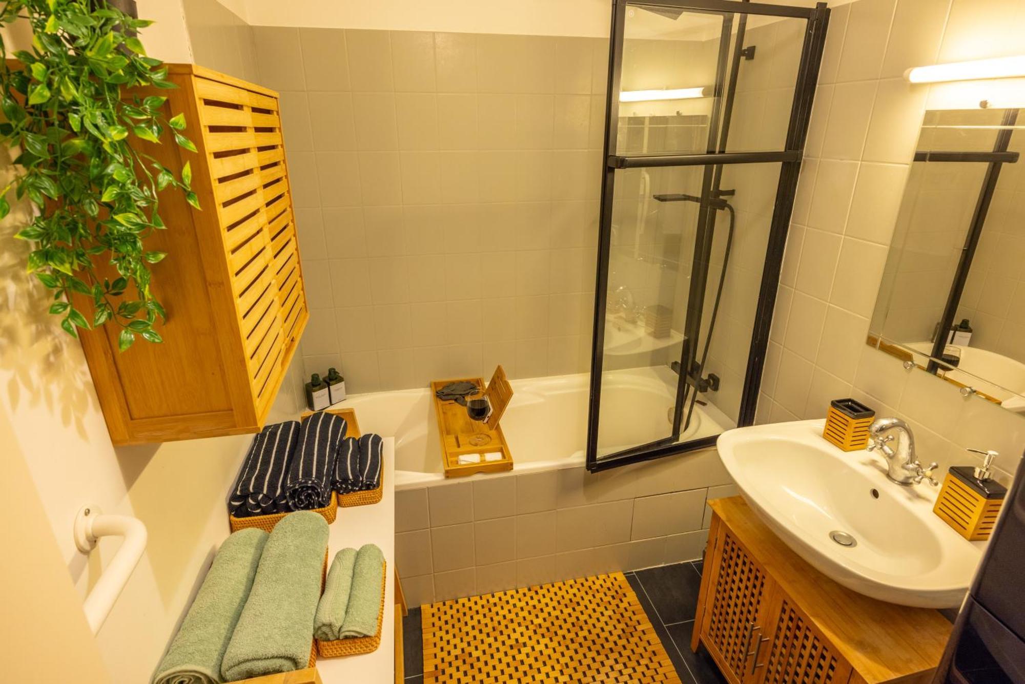 Le Coin Du Bonheur Apartment Нант Екстериор снимка